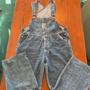 Vintage denim overalls. Size XL fits like L.
